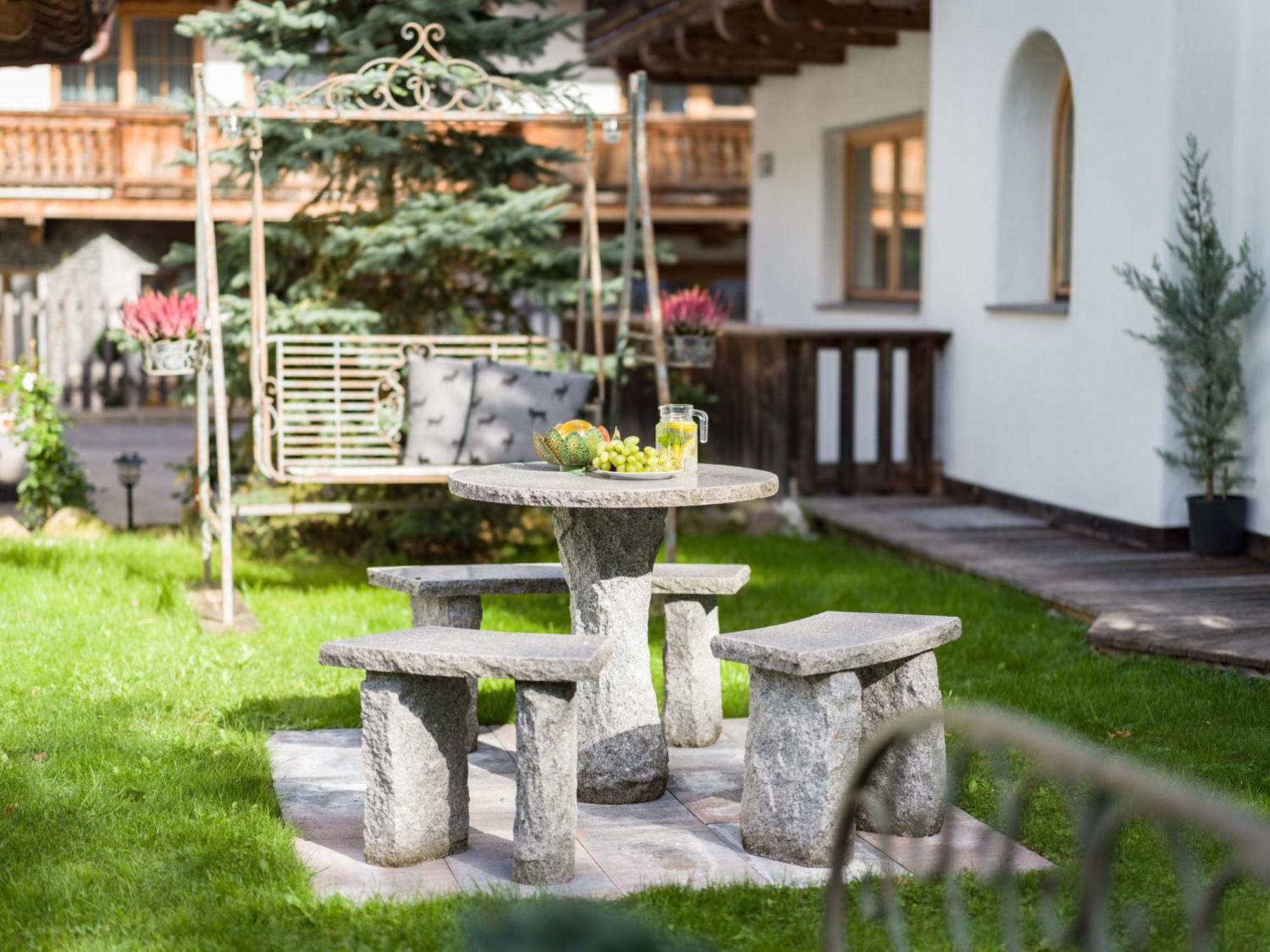 S'Dörfl Chalets Mayrhofen Exteriör bild